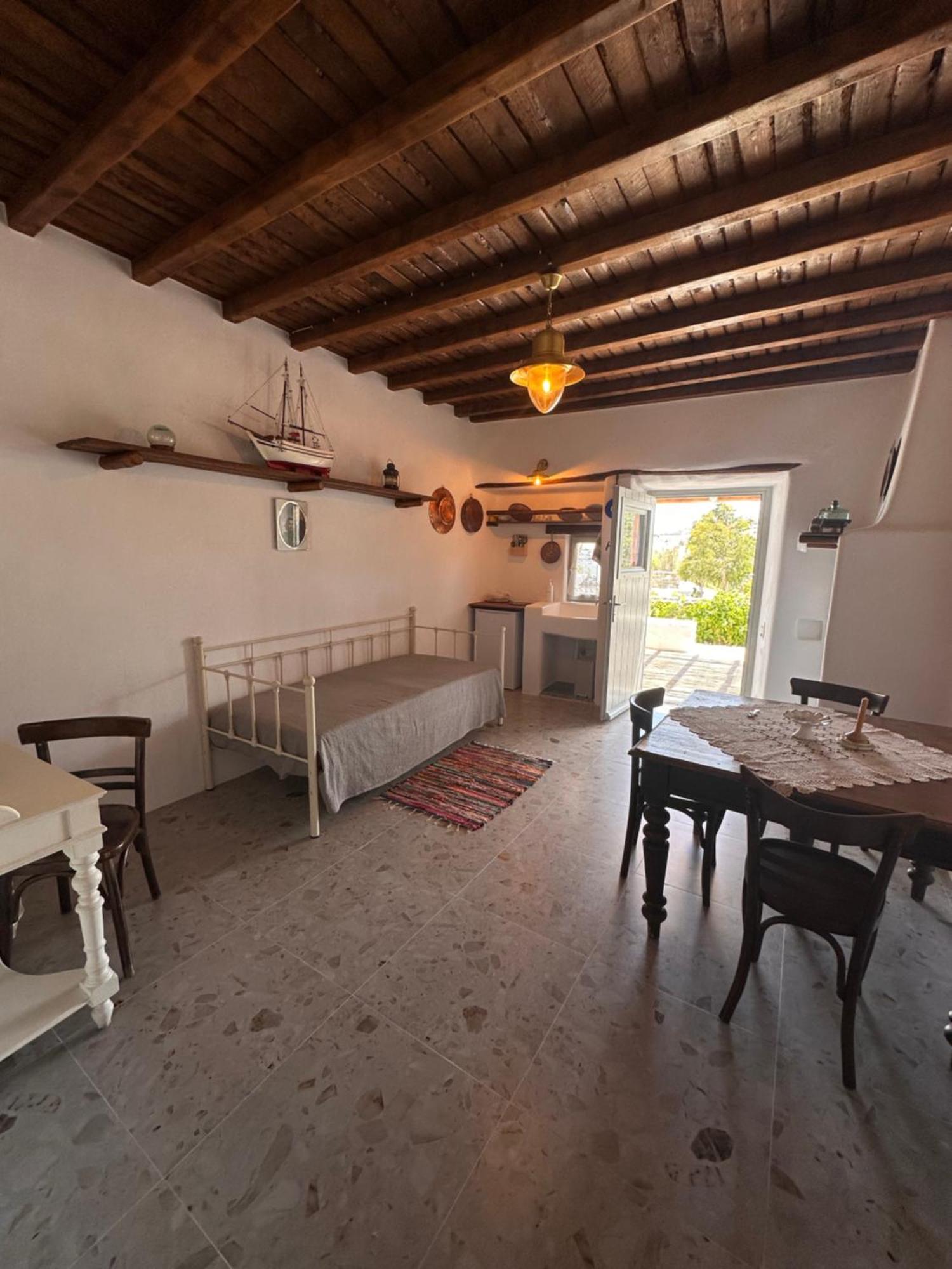 Rizes Mykonos - Folklore Farmstead Mykonos Town Bagian luar foto